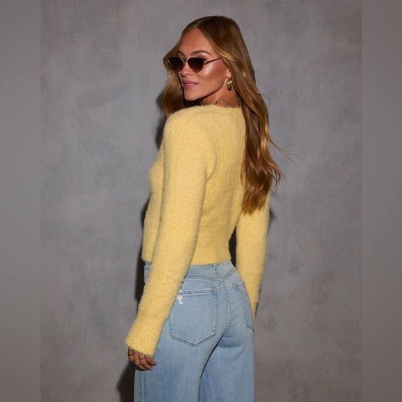 NWT VICI Yellow Fuzzy Knit Pearl Heart Button Front Cardigan- Size Small - Picture 3 of 13